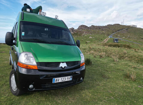 camping-car RENAULT MASTER  extérieur / face avant