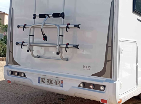 camping-car RIMOR KILIG 66 PLUS  extérieur / arrière