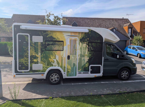 camping-car BENIMAR T 483  extérieur / latéral gauche