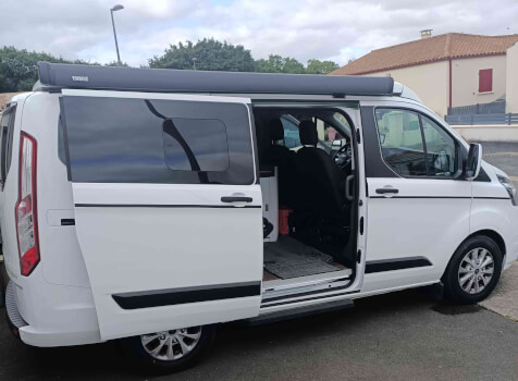 camping-car LAIKA KOSMO LK5001  extérieur / latéral gauche