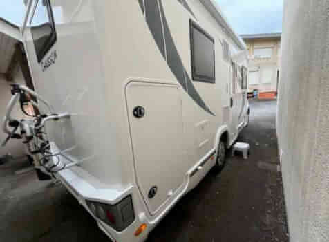 camping-car CHAUSSON ETAPE LINE 2021  extérieur / arrière