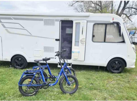 camping-car HYMER EXIS I 678  extérieur / latéral gauche