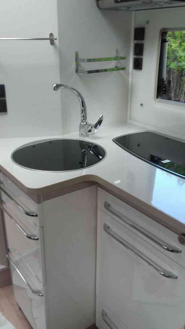 camping-car RAPIDO 696 FF 