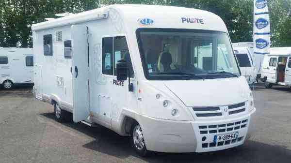 camping-car PILOTE 690 AVENTURA 